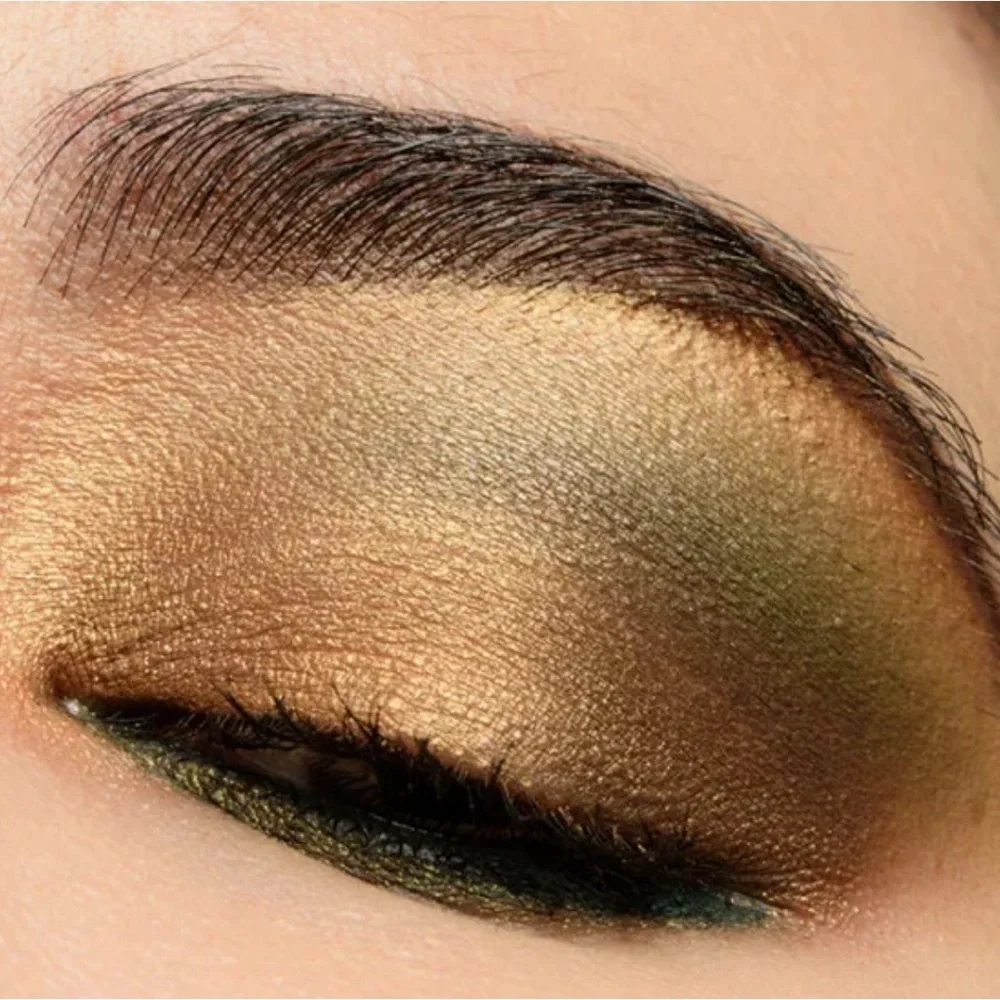 MAC-MARSH eye shadow NIB Satin